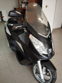 Peugeot Satelis 250 (scooter)