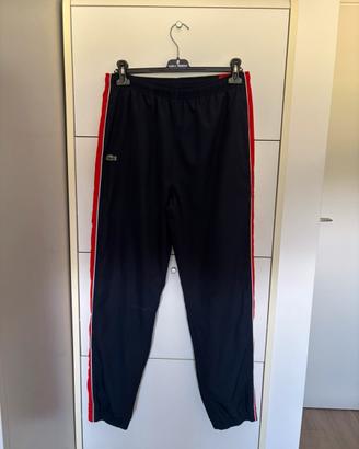 Lacoste Pantalone Tuta Blu Bande Rosse – Taglia M