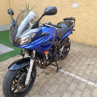 Moto Yamaha Fazer 600