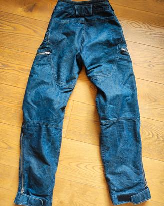 Jeans BMW