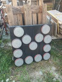 Cartello luminoso segnalazione svolta
