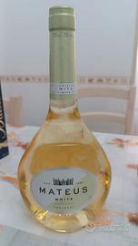 Mateus vino bianco