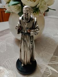 Statua