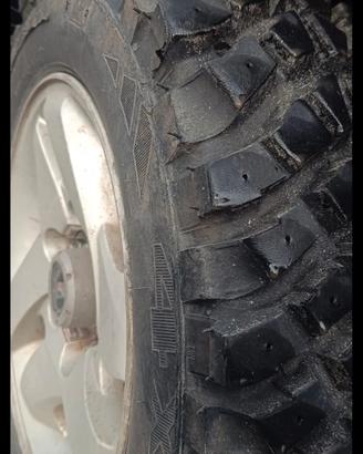 gomme tassellate 215/65 R16