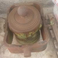 pistone idraulico con culla