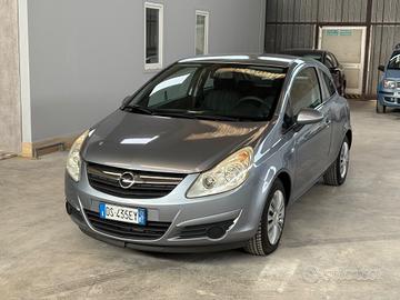 Opel Corsa 1.2 3 porte Sport