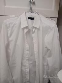 Camicie bianche da uomo .