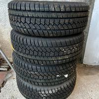 Pneumatici invernali 185/55R15 + cerchi