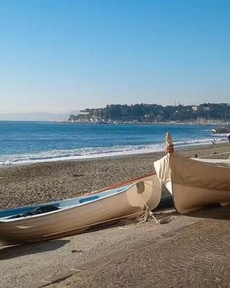 VARAZZE Vicino Mare