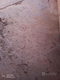 distanziali per pali in ferro 