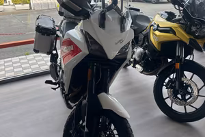 Moto Morini X-Cape 649