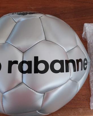 pallone da calcio  Invicutus Paco Rabanne