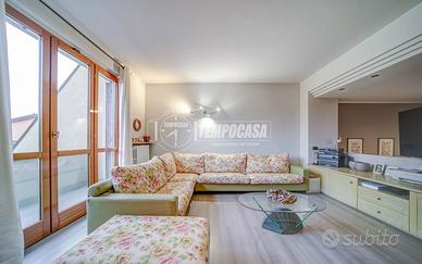VILLA A SCHIERA - FAGNANO OLONA