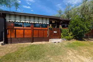 Bungalow campeggio Moniga del Garda. 