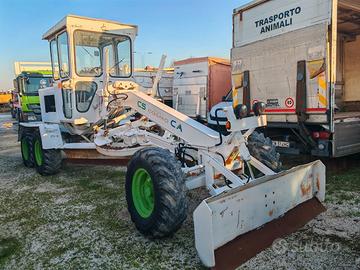 Grader livellatrice O&k G8