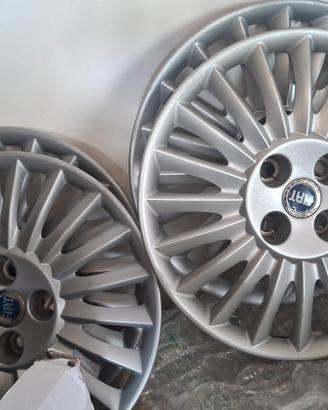 Set 4 borchie Fiat Grande Punto / Punto / Evo