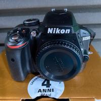 Macchina fotografica Nikon D3300 + Accessori