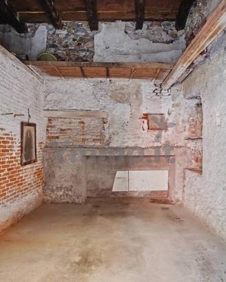 Appartamento di 190 m² con più di 5 locali a Laven
