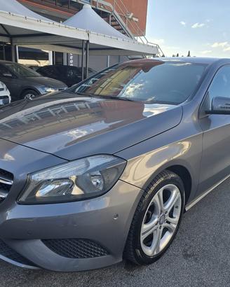 MERCEDES-BENZ A 180 CDI Sport