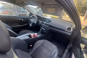 Mercedes coupe 220d