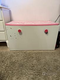 Panca Ikea e libreria