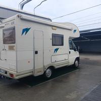 Camper mansardato Fiat McLouis 