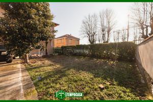 VILLA SINGOLA COMPLETAMENTE DA RISTRUTTURARE!