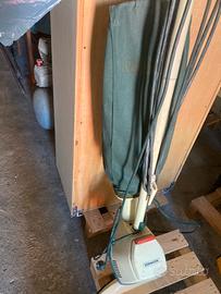 Aspirapolvere folletto