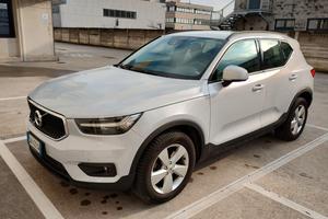 VOLVO XC 40 D3 AWD Business