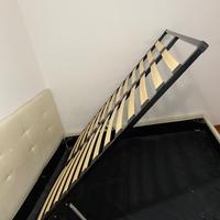 Letto matrimoniale con contenitore