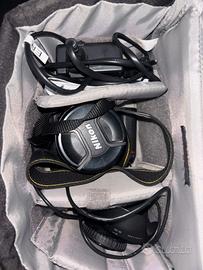 Nikon D7000 kit AF-S 16-85 VR + photo tripod