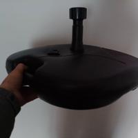 Base in plastica per ombrelloni