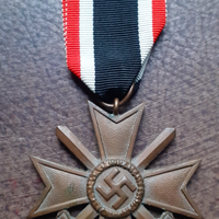 Nazismo croce al merito di guerra