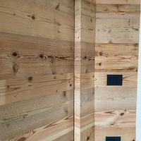 Rivestimento in abete antico di recupero