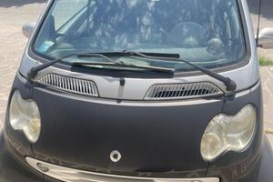 Smart fortwo 700 con tetto panoramico