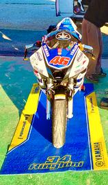 Yamaha r6 pronto pista