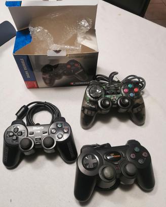 N. 3 controllers per Playstation 2