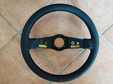 Volante a calice due razze Sparco