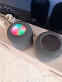 Coppia di HomePod 2th e Apple TV 4K