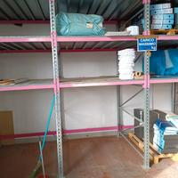 scaffali porta tessuti