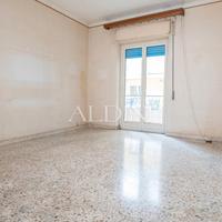 Soluzione immobiliare in centro città R14339