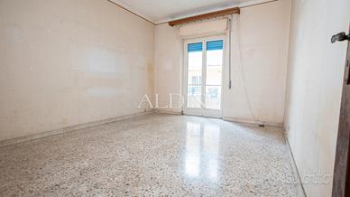 Soluzione immobiliare in centro città R14339