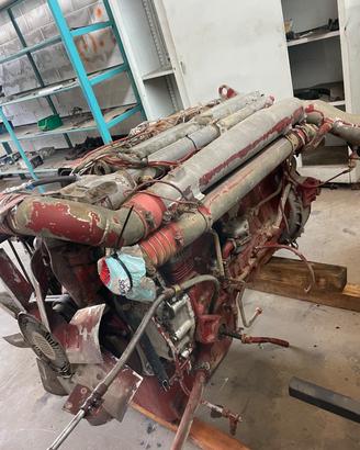 Motore industriale iveco 8210.42