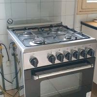 Cucina 4 fuochi + forno a gas