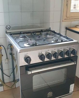 Cucina 4 fuochi + forno elettrico