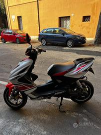 Yamaha AEROX