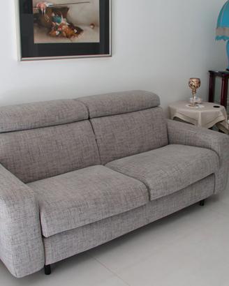 Divano letto matrimoniale