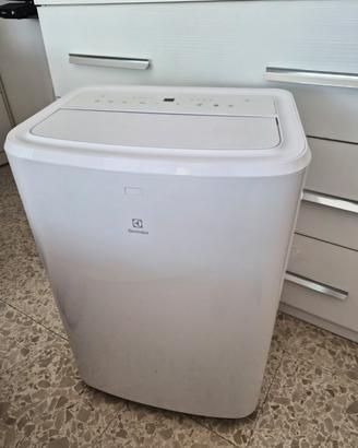 Pinguino condizionatore portatile 9000BTU + kit