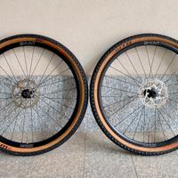 Ruote gravel HUNT 650b adventure sport