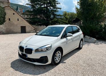 218d Active Tourer Advantage